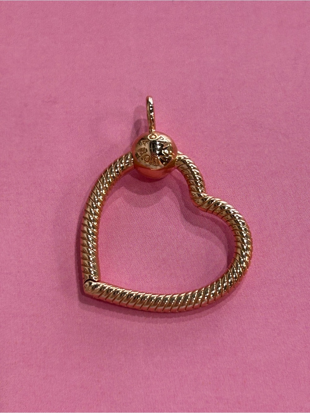 RETIRED Rose Heart “O” Carrier